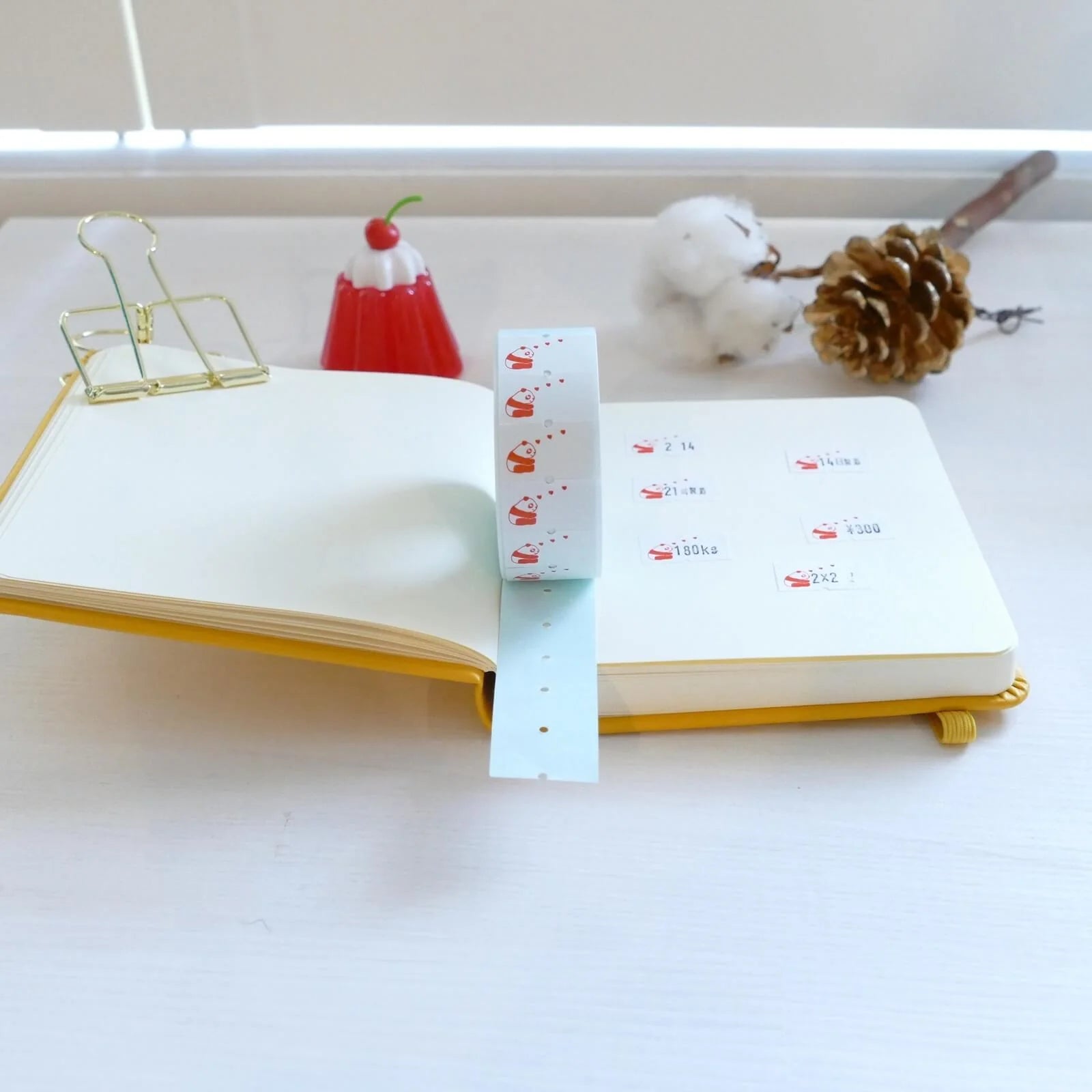 PANDA FACTORY Price Tag Labels Heart and Panda Full Roll (1000± pieces)