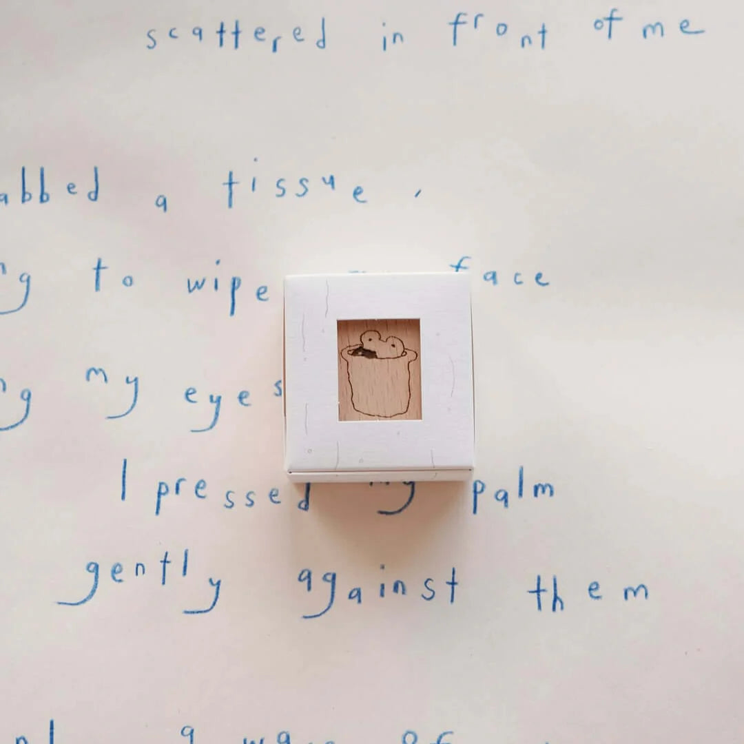 BIGHANDS Rubber Stamp Collection Rainy Days Hide