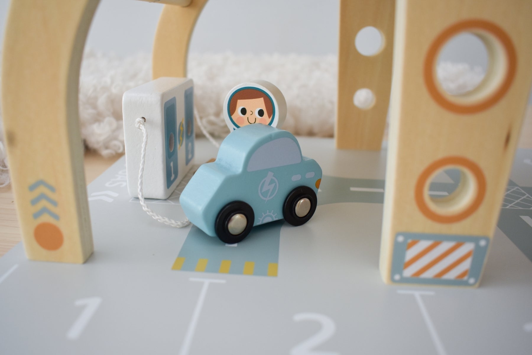 TOOKY TOY Space Station