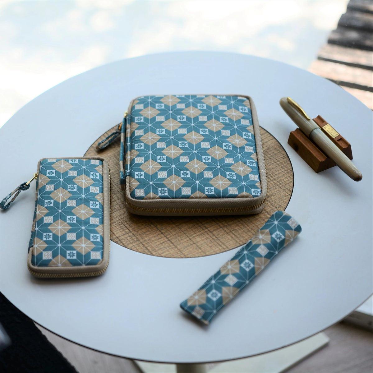 KYOKU HAKU Zippered Pen Case 3 Slots Siraya Khaki